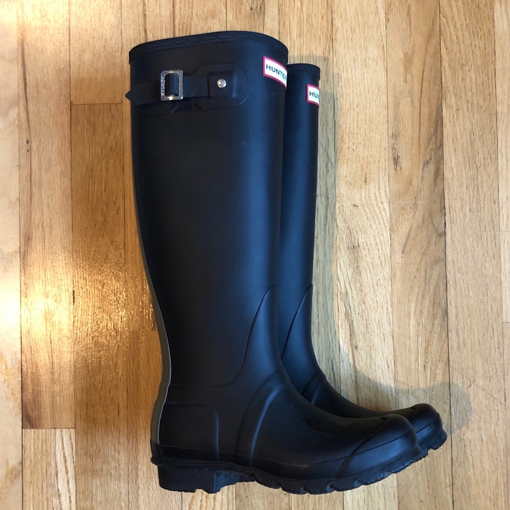 SOLD Two tone Hunter Boots. Black/Military Green